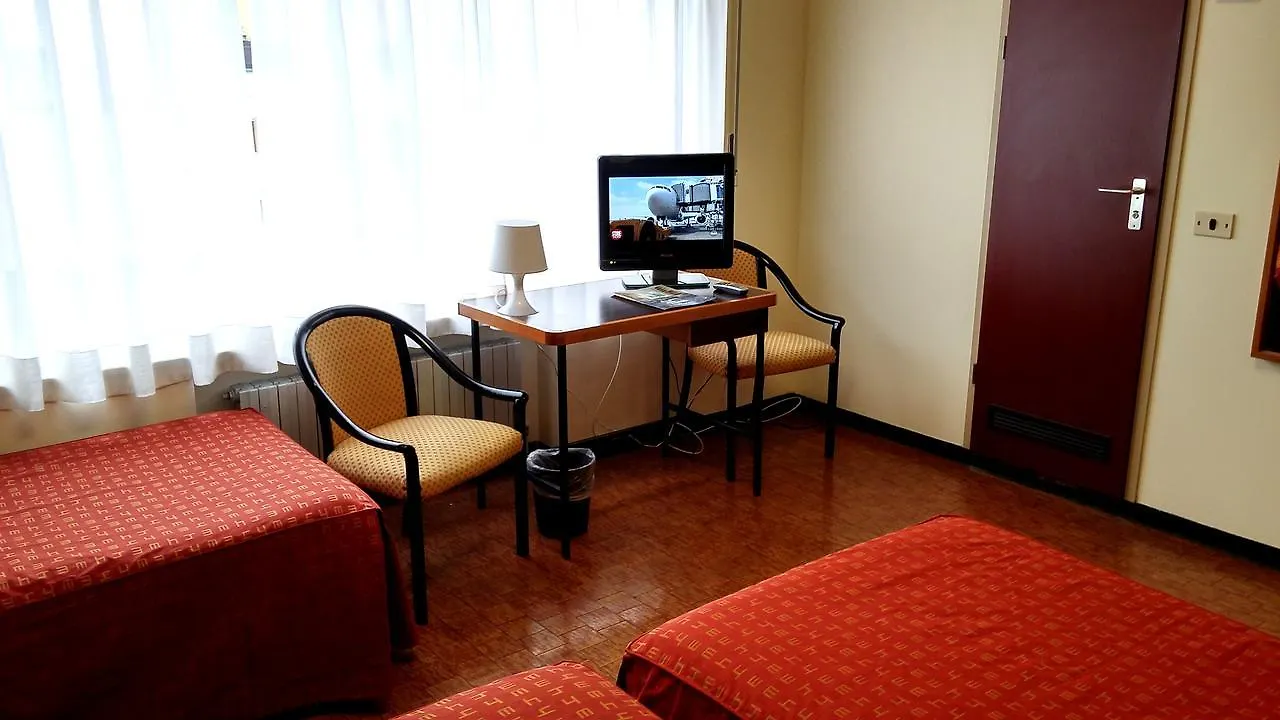 B&B Hotel Milano Ornato Dependanc 3*,  Italia
