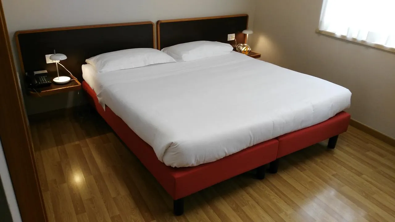 ***  B&B Hotel Milano Ornato Dependanc Italia